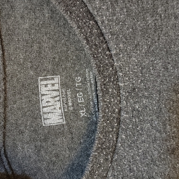 Deadpool graphic t-shirt, XL - Picture 2 of 2